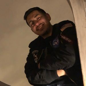 Meet your Posher, Jonathan